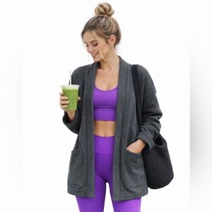 🇨🇦 Paper Label Minimalist Jacket Soft, Lightly Padded, Size S